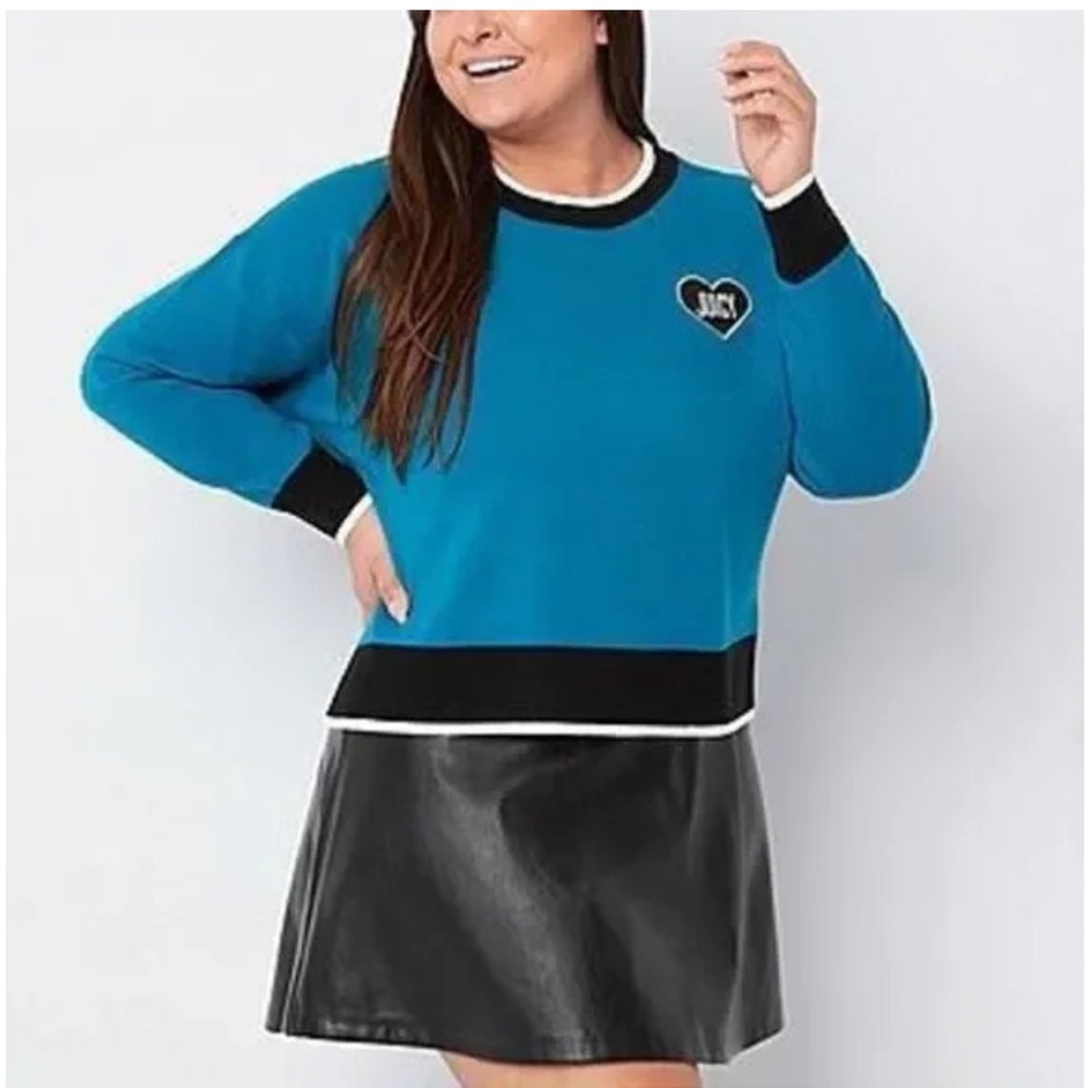 JUICY by Juicy Couture Women's Long Sleeve Heart Patch Teal Crew Neck Sweater L
